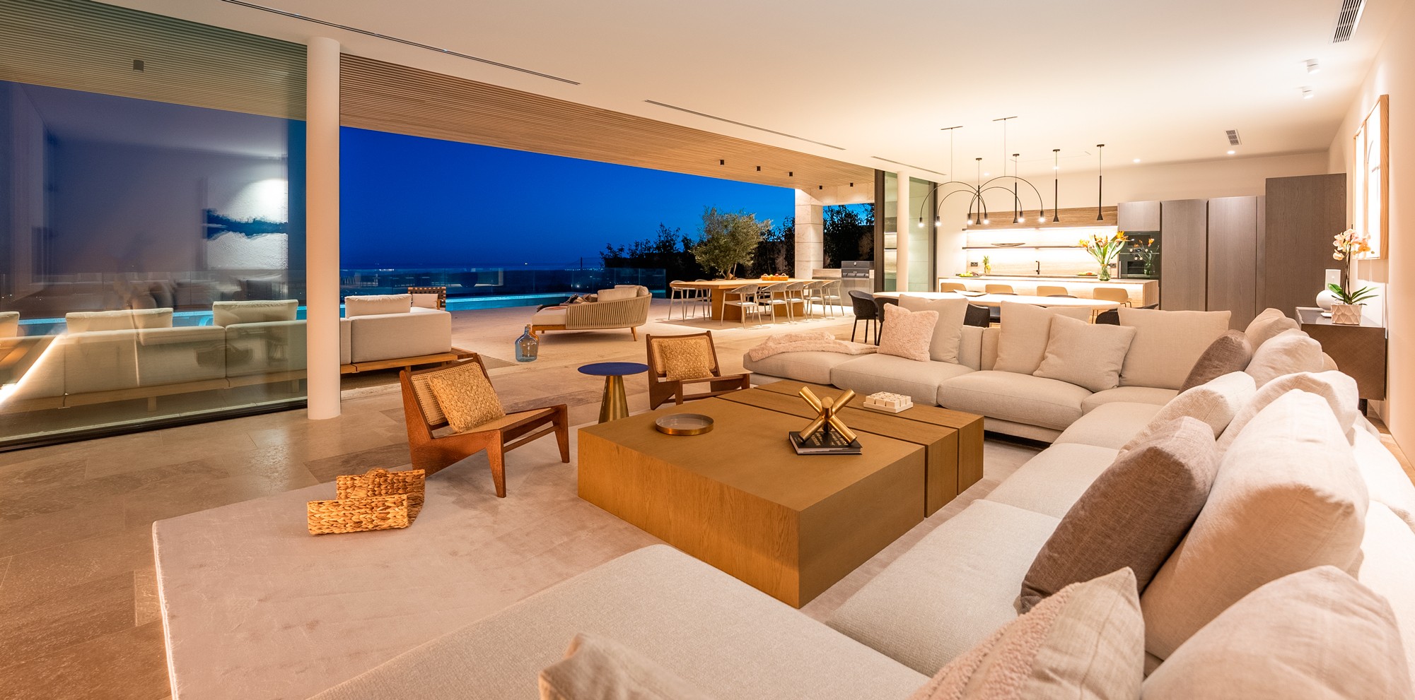 blue_living room